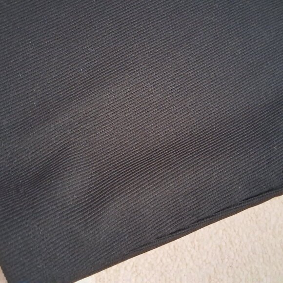 Black pencil skirt - Picture 2 of 2